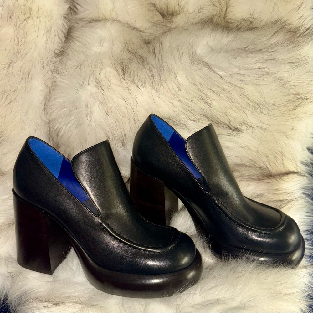 BURBERRY Block Heel Loafers | Women's EU37 - Picture 4 of 12